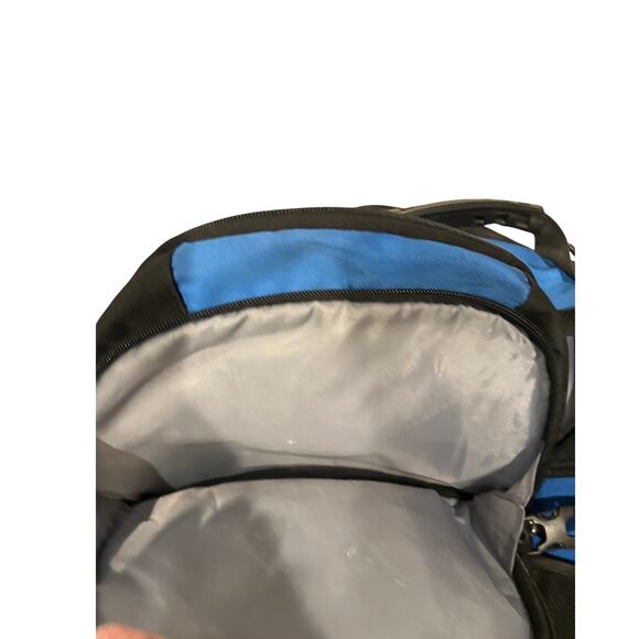 Shrradoo Padded Computer Travel Backpack - Picture 4 of 7